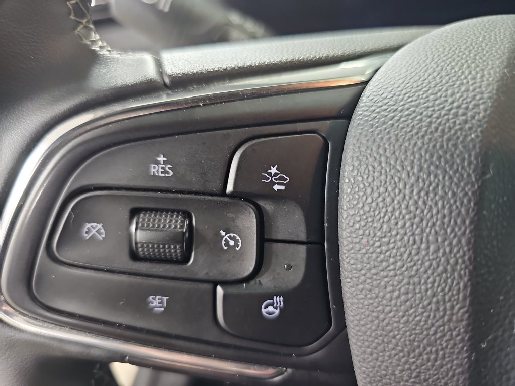 Certified 2024 Buick Encore GX Preferred w/ Comfort Package FWD image 21