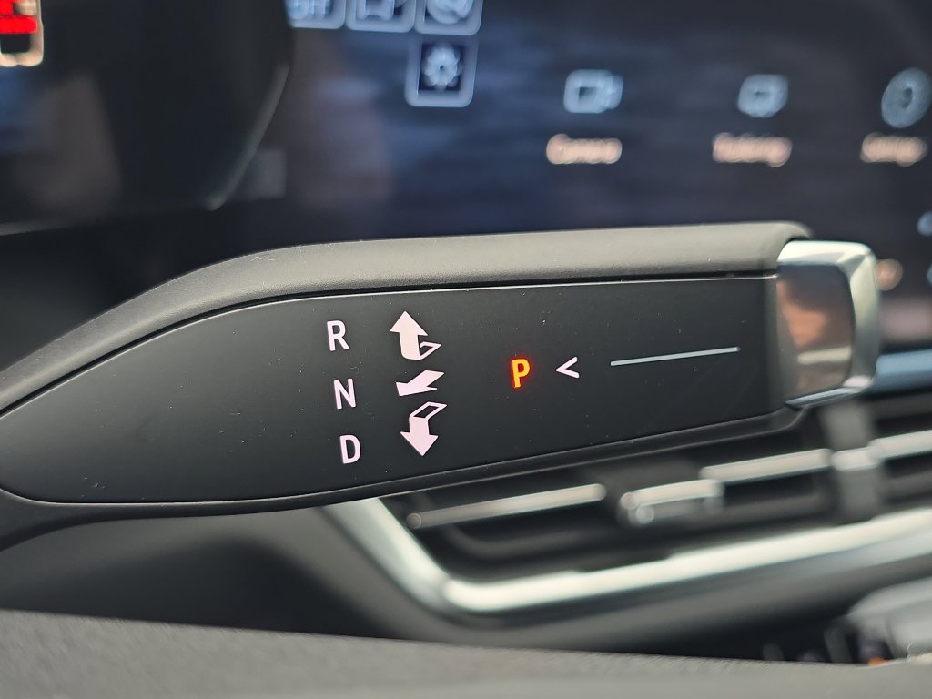 New 2026 Chevrolet Equinox EV LT image 29