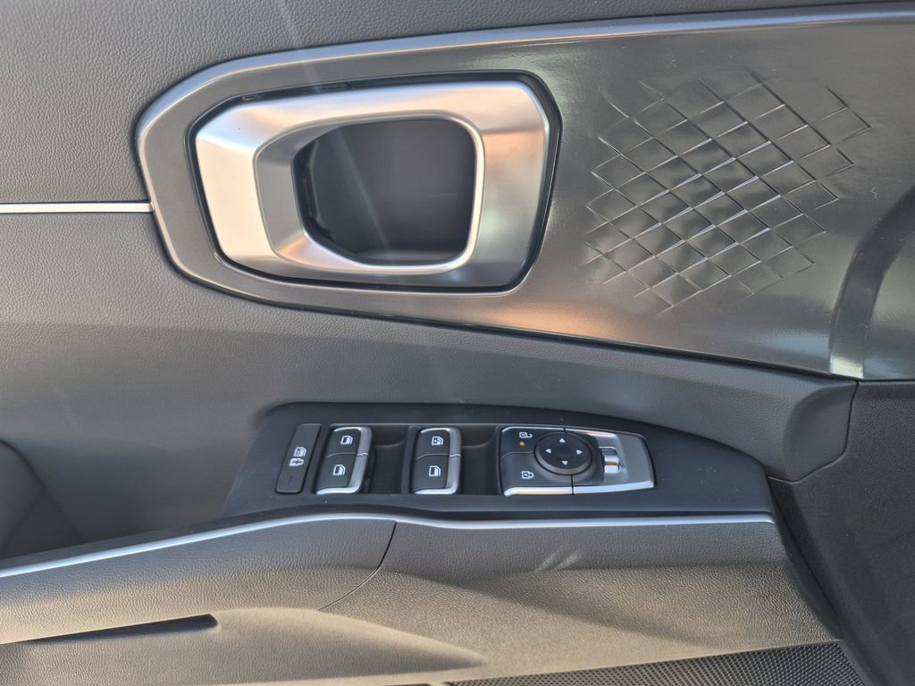 New 2026 Kia Sorento S image 7