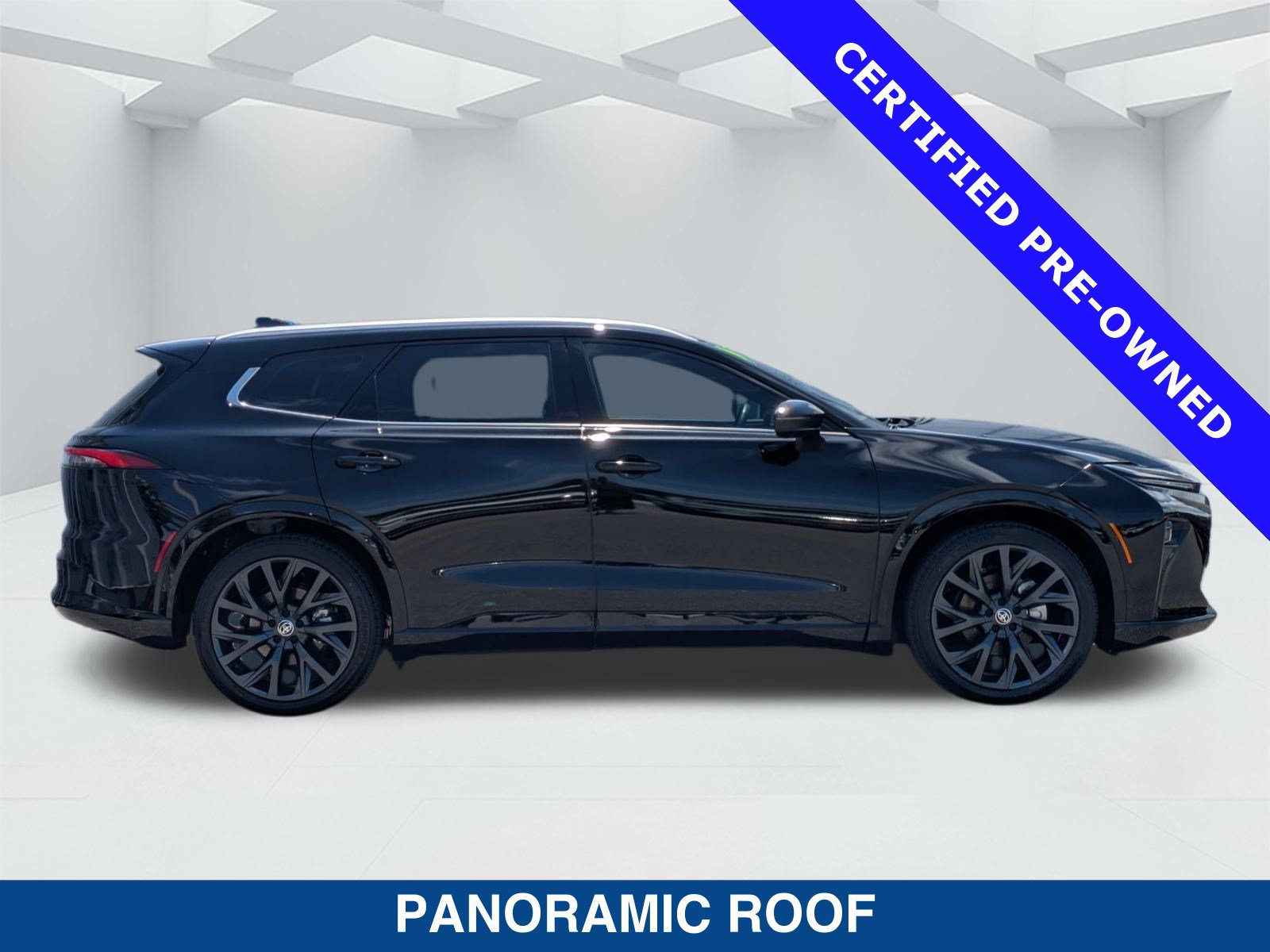 Used 2025 Toyota Crown Signia w/ Advanced Technology Package AWD/4WD image 4