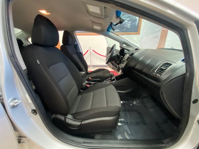 Used 2017 Kia Forte LX FWD image 13