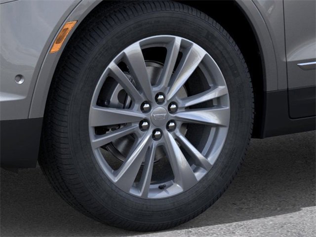 New 2026 Cadillac XT5 Premium Luxury w/ LPO, Floor Liner Package image 9