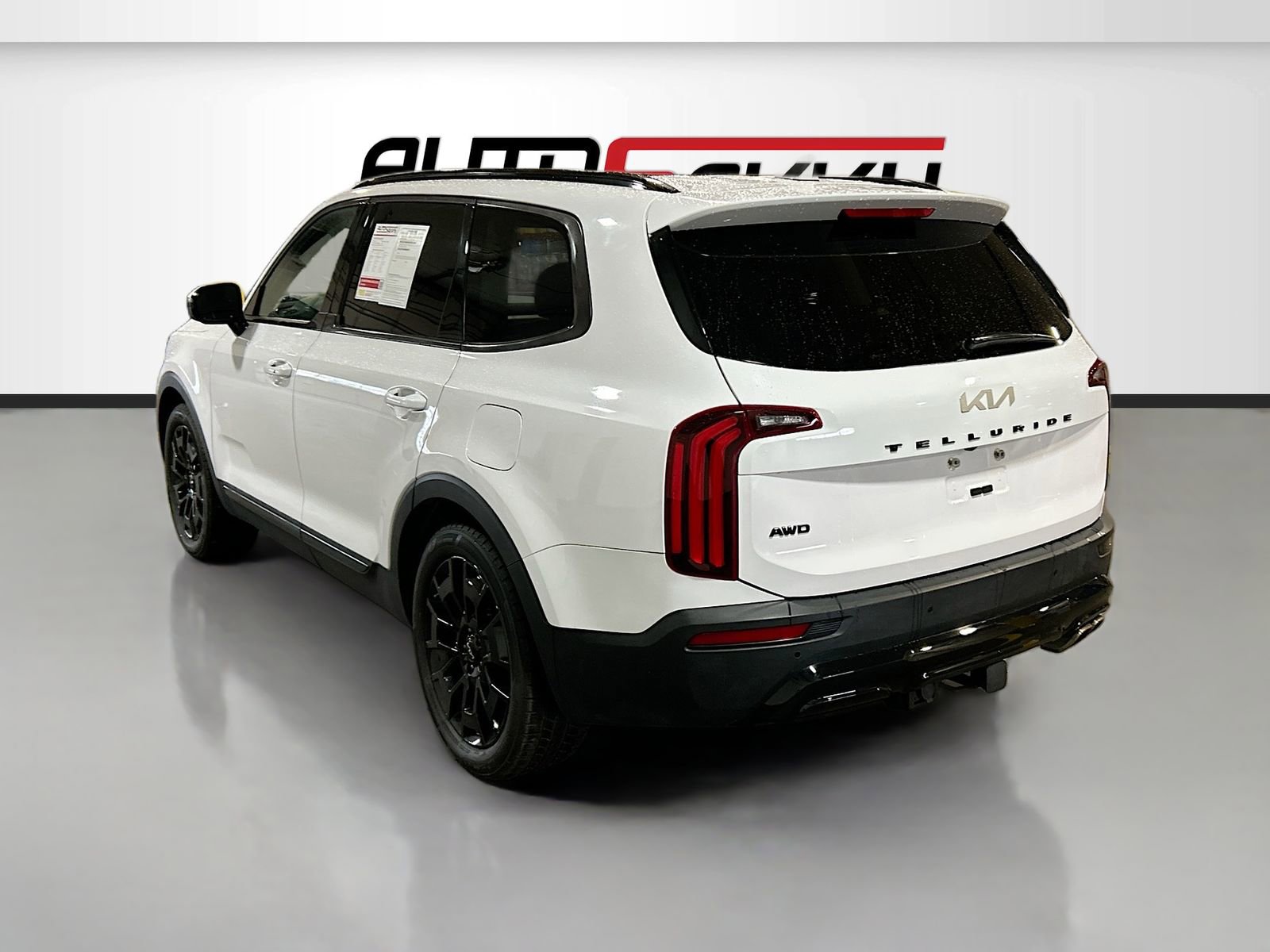 Used 2022 Kia Telluride SX w/ SX Prestige Package AWD/4WD image 5