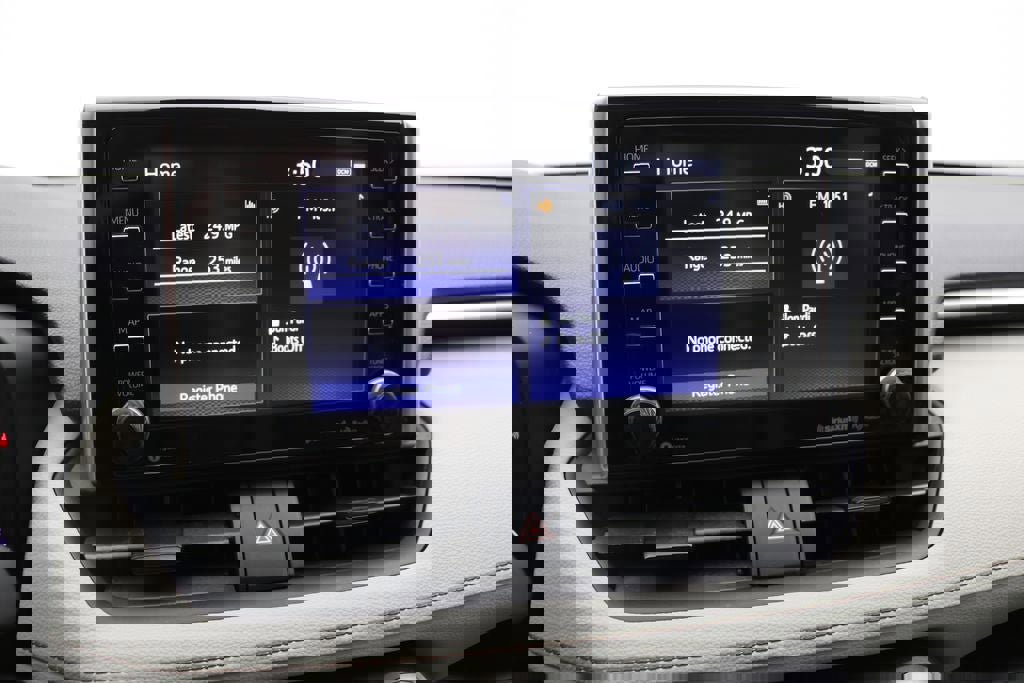 Used 2021 Toyota RAV4 XLE w/ Convenience Package image 24