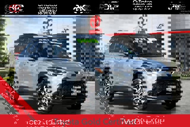Certified 2024 Toyota Corolla Cross SE w/ Moonroof Package image 1
