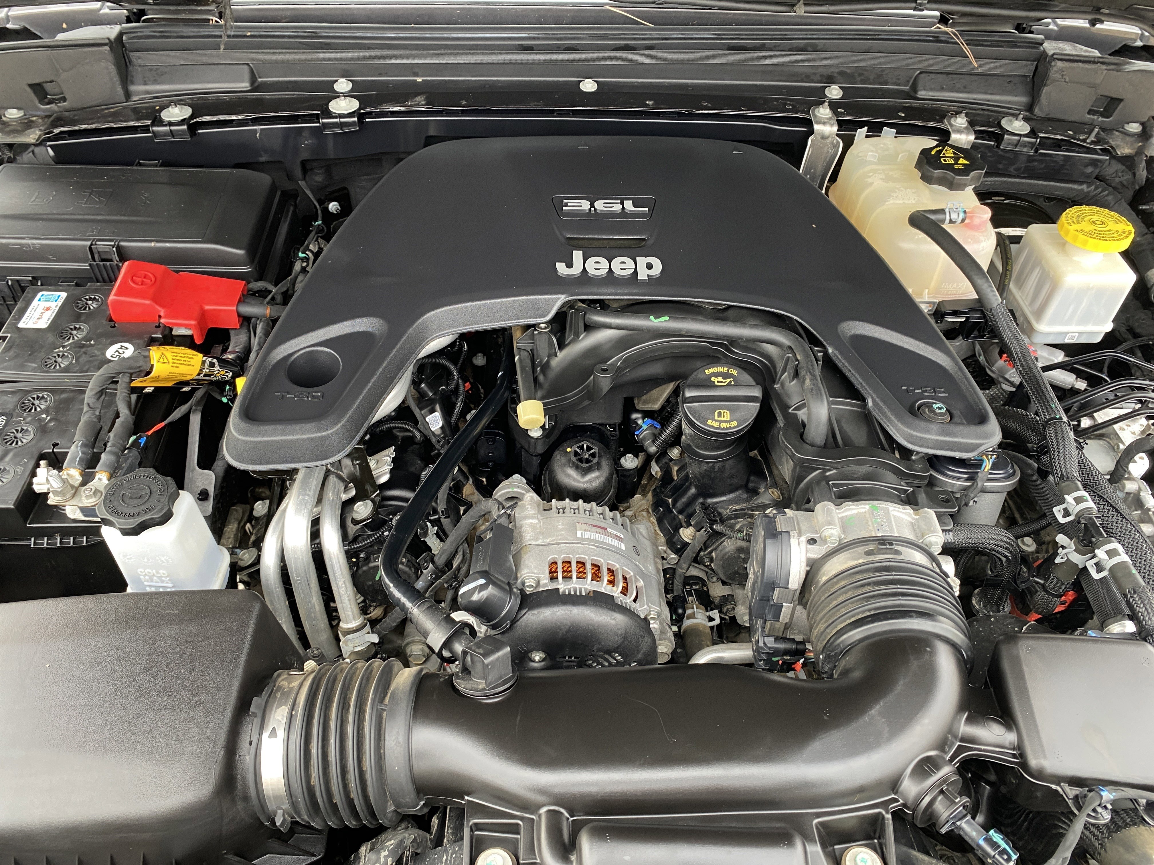 Used 2021 Jeep Gladiator Willys image 24