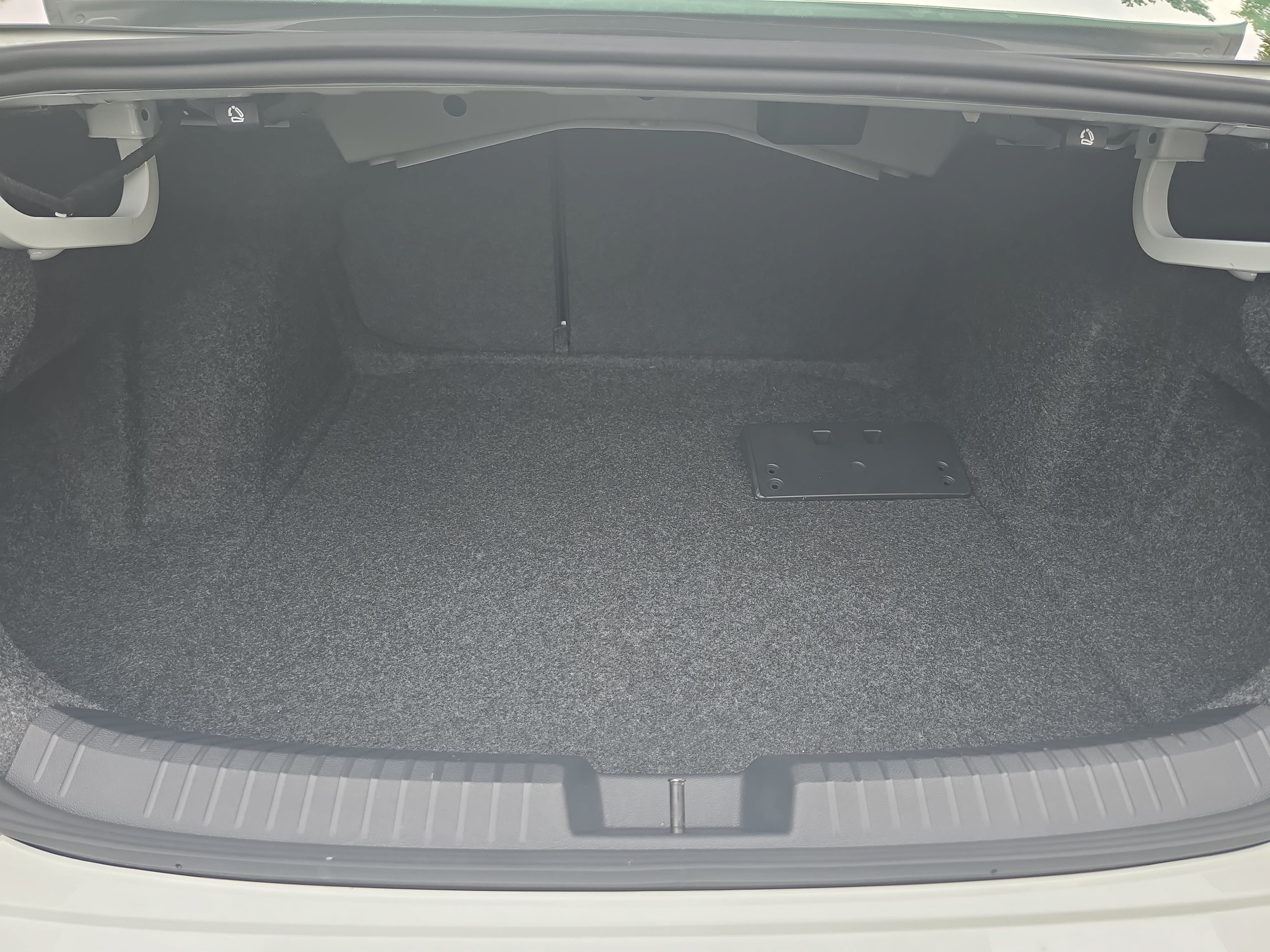 Used 2025 Volkswagen Jetta S FWD image 12