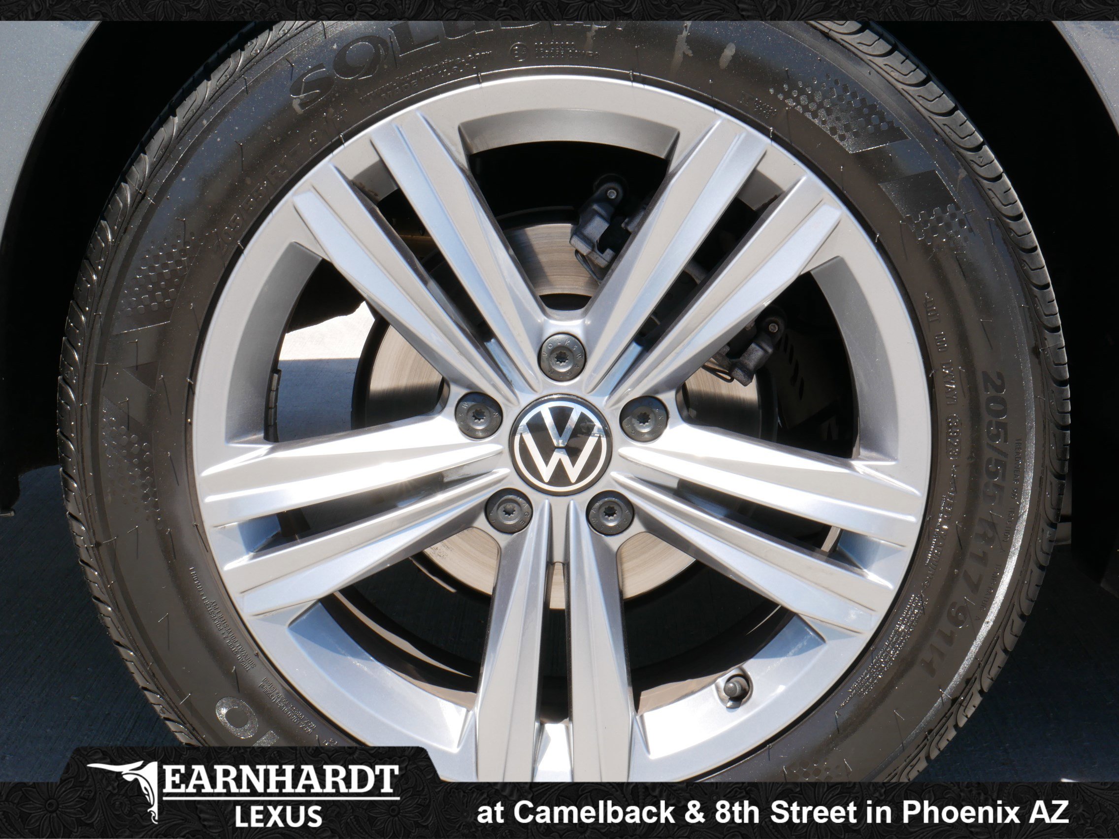 Used 2024 Volkswagen Jetta SE w/ Panoramic Sunroof Package image 21