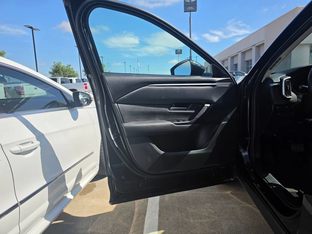 Used 2025 MAZDA CX-50 AWD 2.5 S w/ Preferred Package image 9