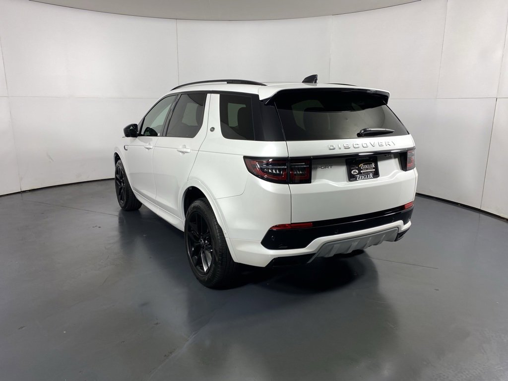 Used 2024 Land Rover Discovery Sport S image 7