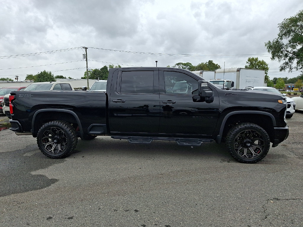 Used 2025 Chevrolet Silverado 2500 LTZ w/ Trail Boss Package AWD/4WD image 13