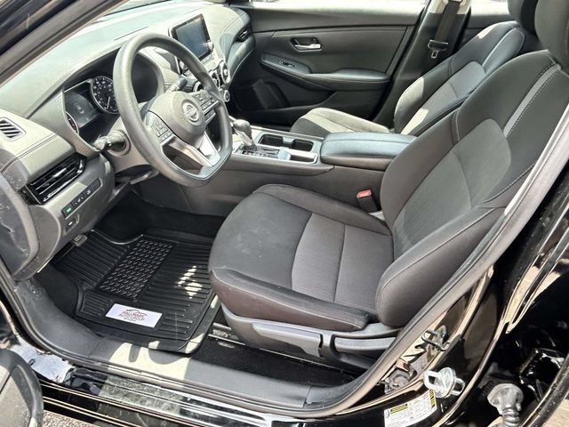 Used 2024 Nissan Sentra SV FWD image 11