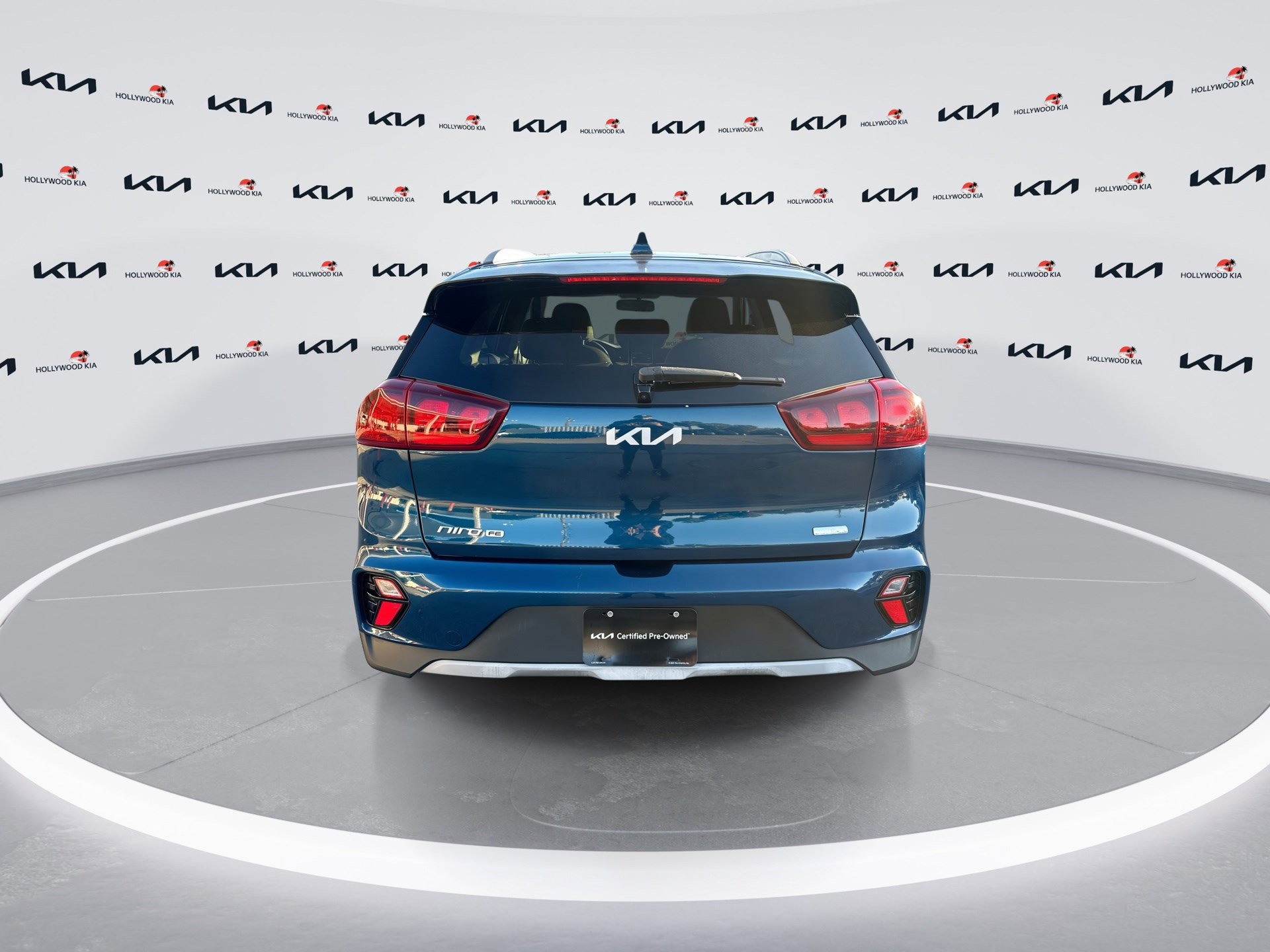 Used 2022 Kia Niro LX image 7