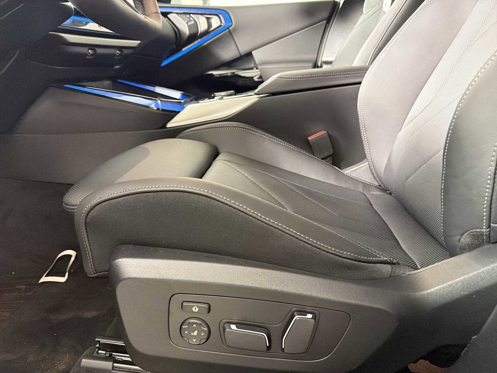 New 2026 BMW X3 xDrive30 AWD/4WD image 12