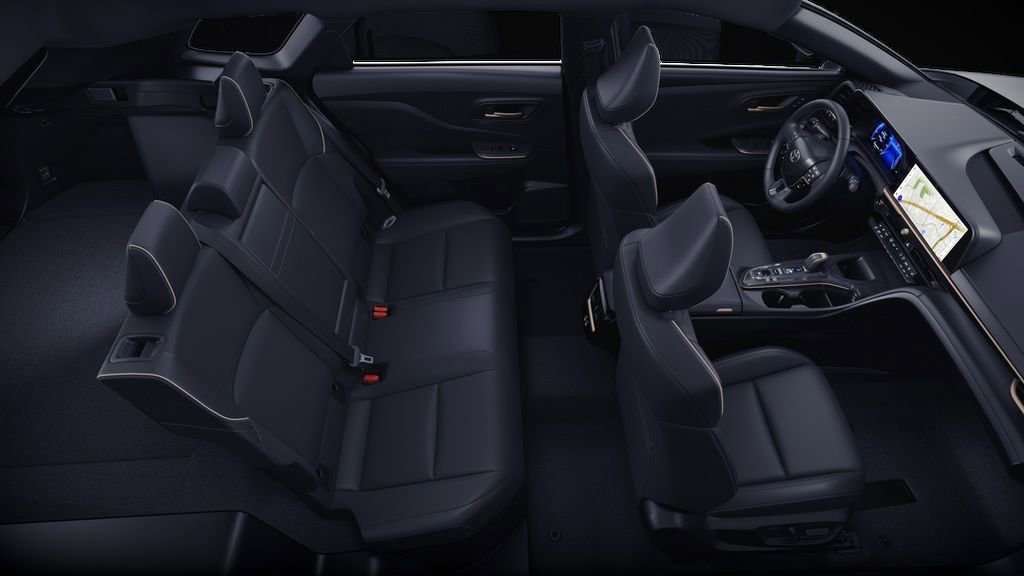 New 2025 Toyota Crown Signia image 30