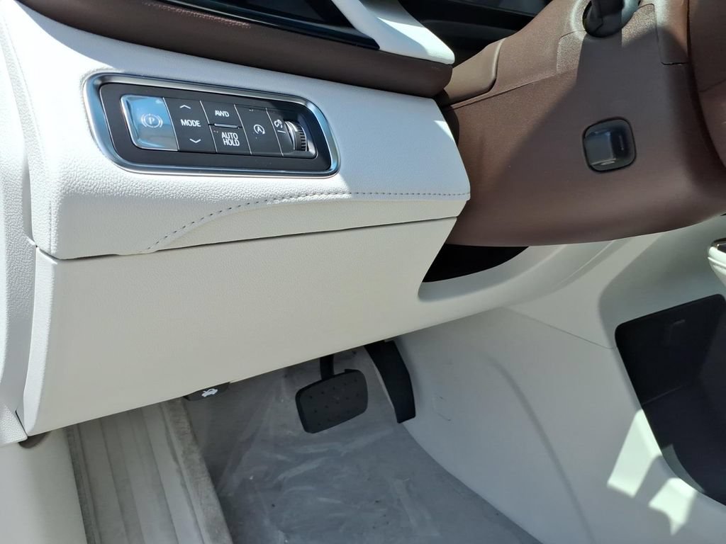 New 2026 Buick Enclave Avenir w/ Super Cruise Package AWD/4WD image 18