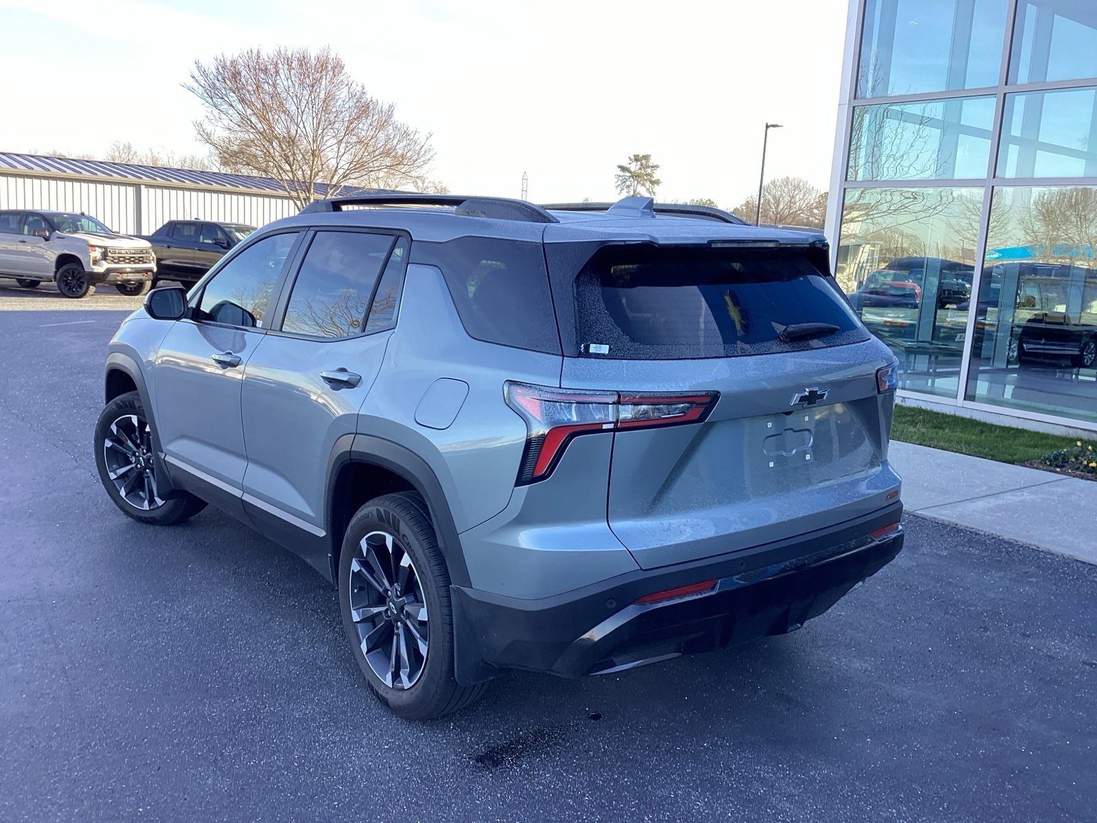 Used 2026 Chevrolet Equinox RS w/ Convenience Package III image 2