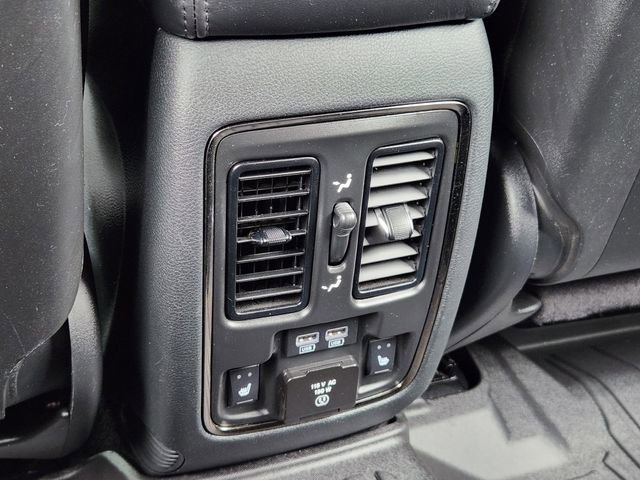 Certified 2020 Dodge Durango R/T w/ Blacktop Package RWD image 30