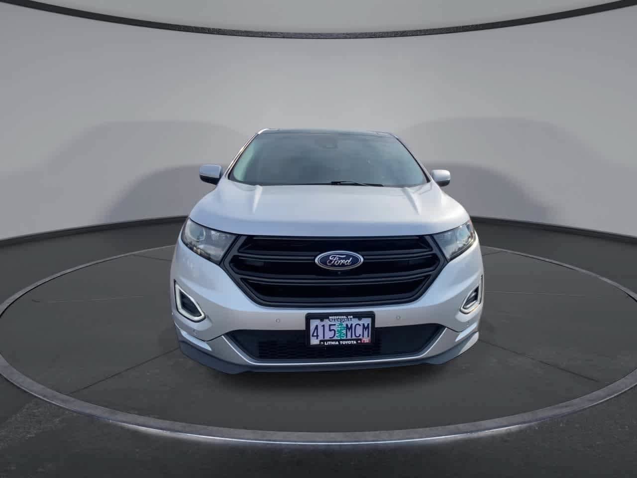 Used 2018 Ford Edge Sport w/ Equipment Group 401A AWD/4WD image 3