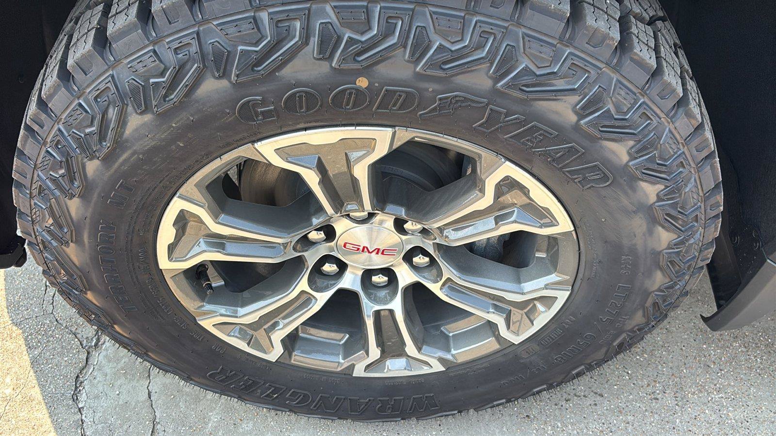 New 2026 GMC Sierra 1500 Pro w/ Pro Value Package AWD/4WD image 14