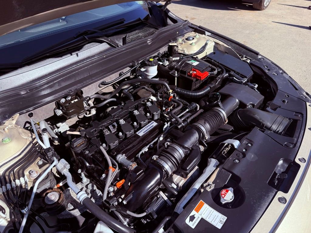 Used 2020 Honda Accord EX image 26