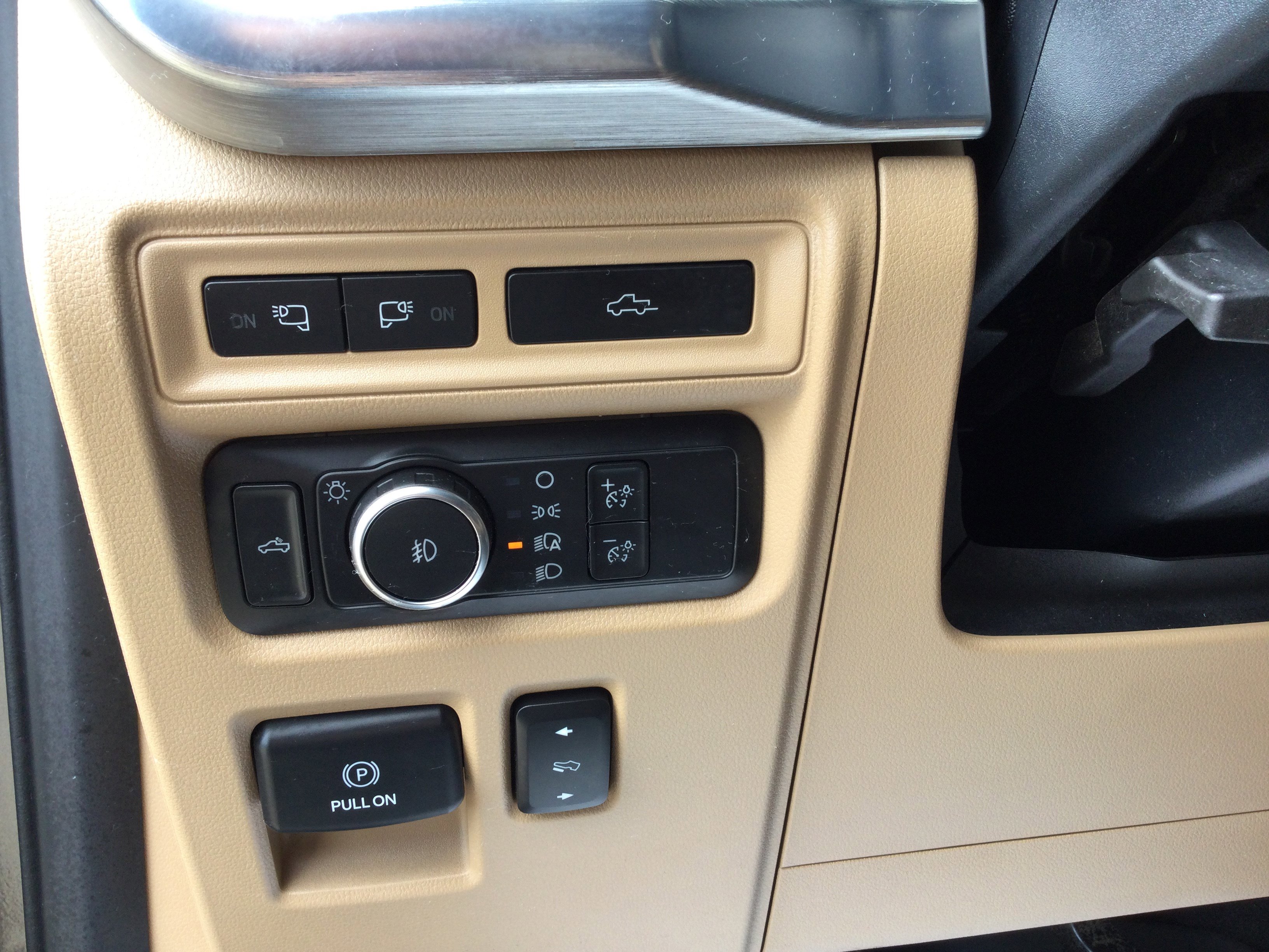 Used 2022 Ford F150 Lariat AWD/4WD image 13