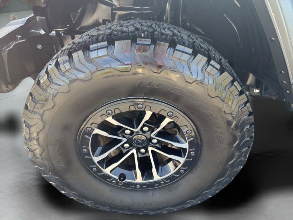 Used 2024 Jeep Wrangler Willys image 34