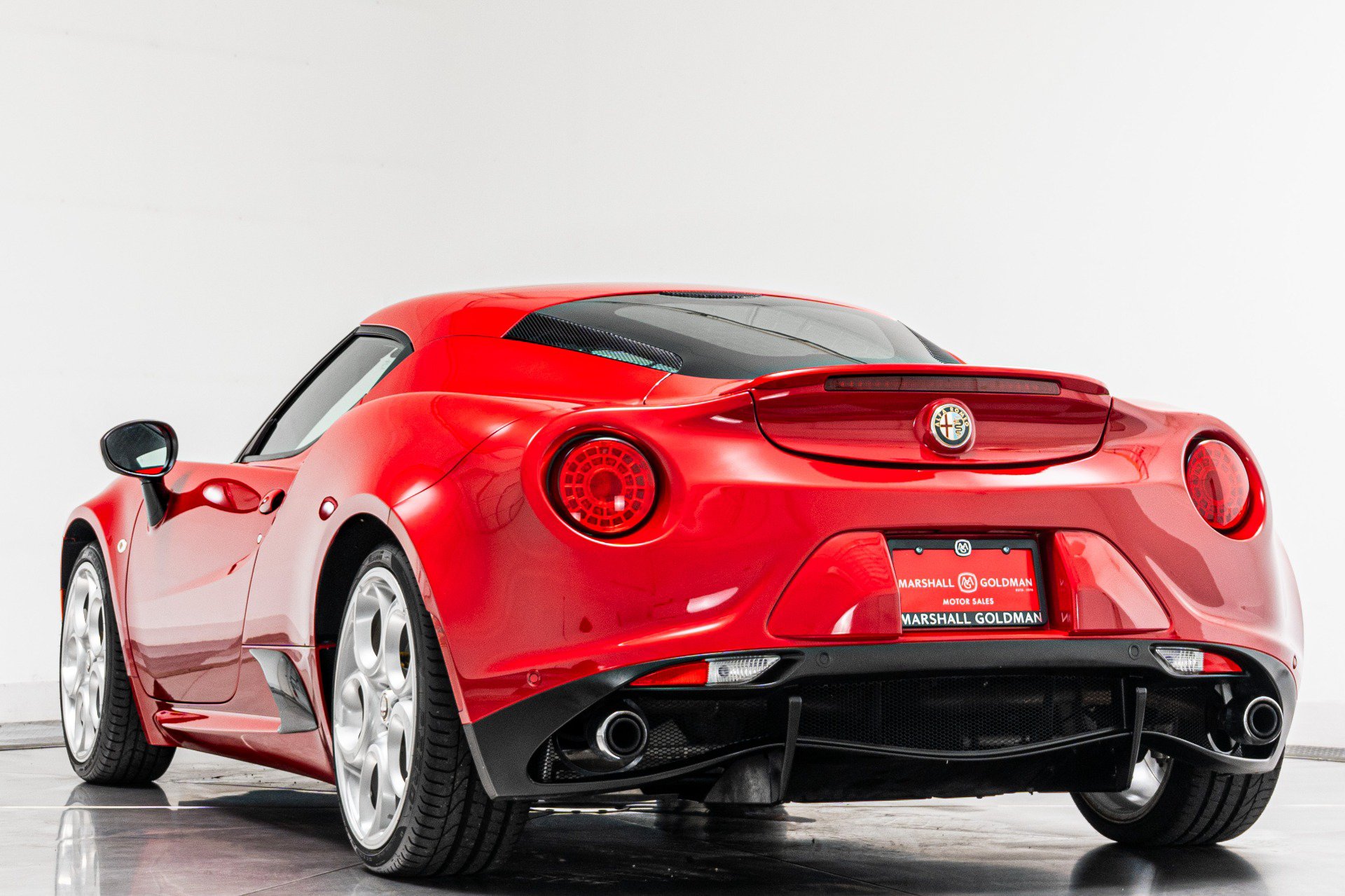 Used 2016 Alfa Romeo 4C Coupe w/ Convenience Group - Coupe RWD image 7