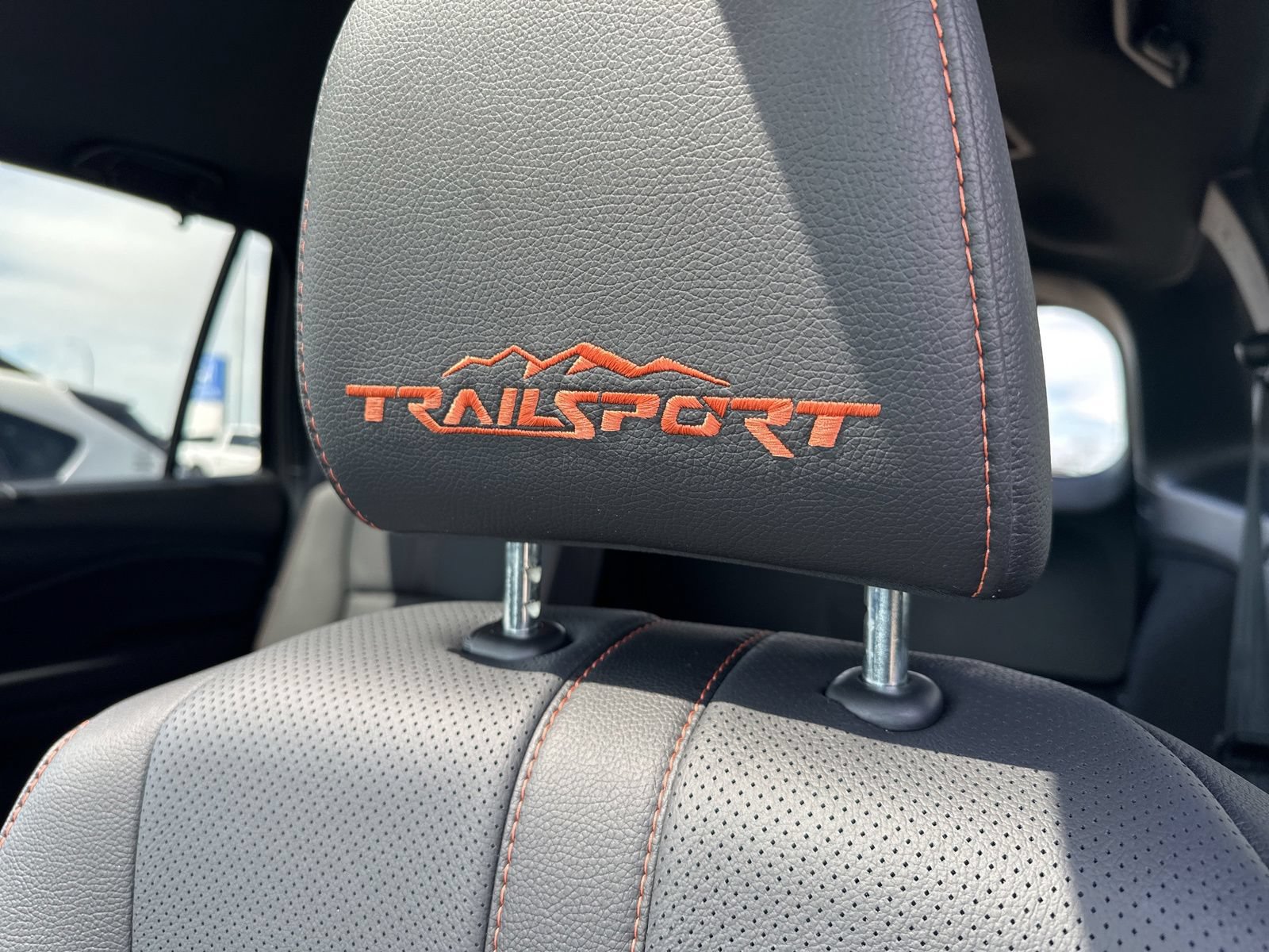 Used 2024 Honda Passport TrailSport image 12