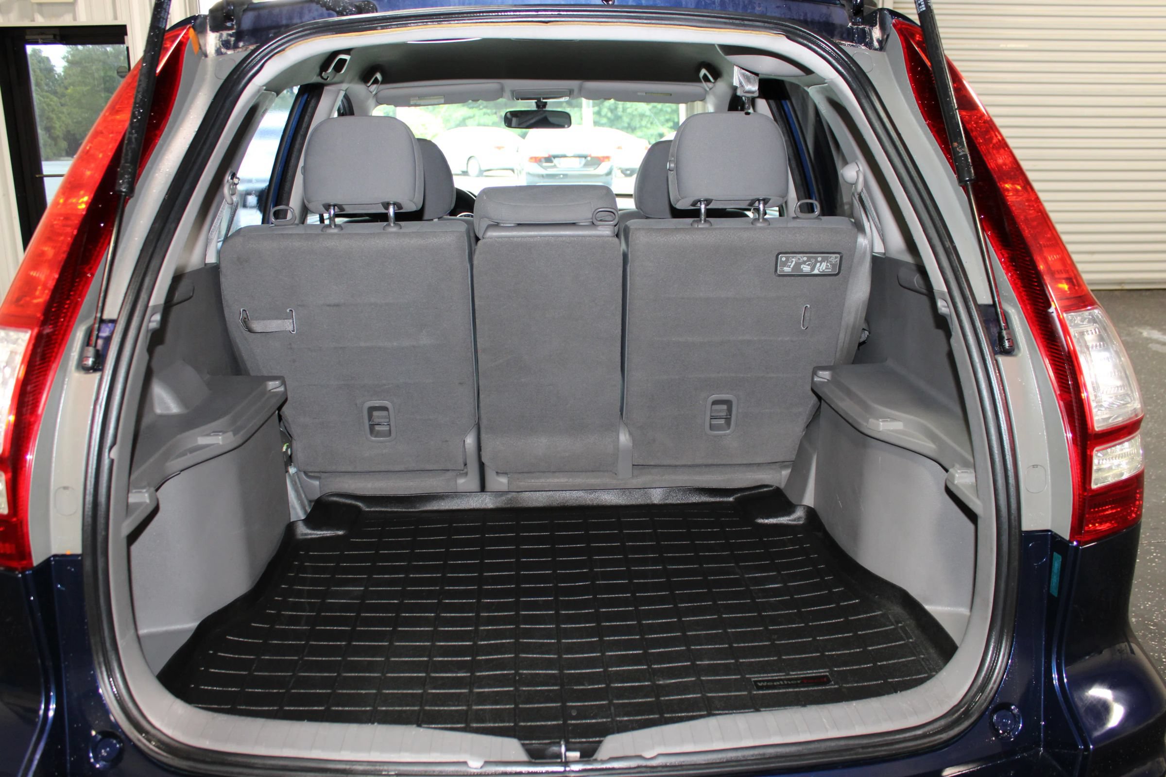 Used 2011 Honda CR-V LX image 29