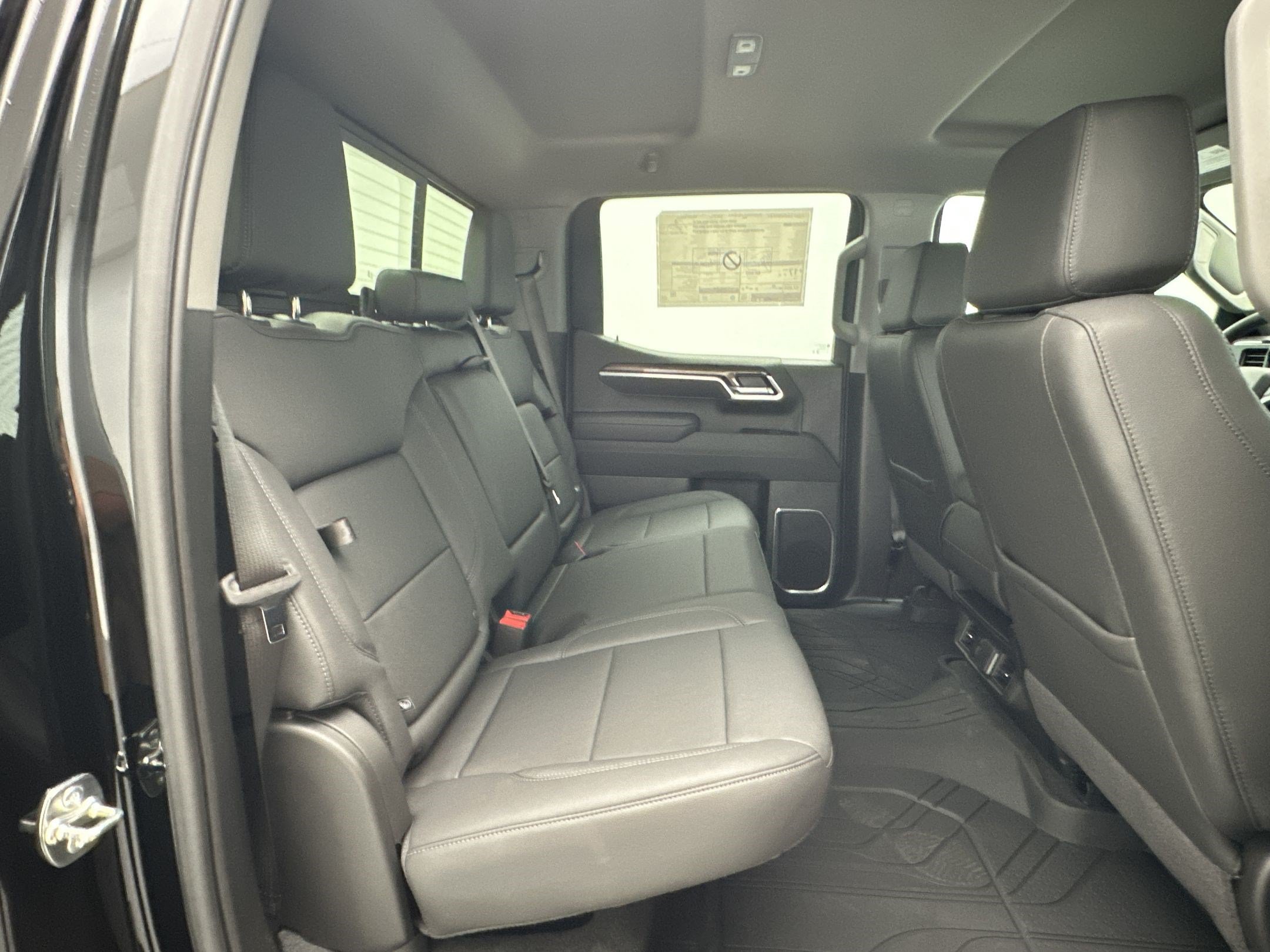 New 2026 Chevrolet Silverado 1500 LT w/ Leather Package AWD/4WD image 29
