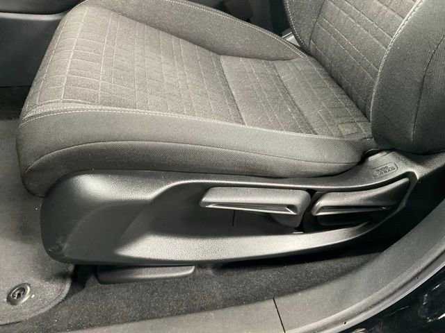 Certified 2023 Honda HR-V LX image 28