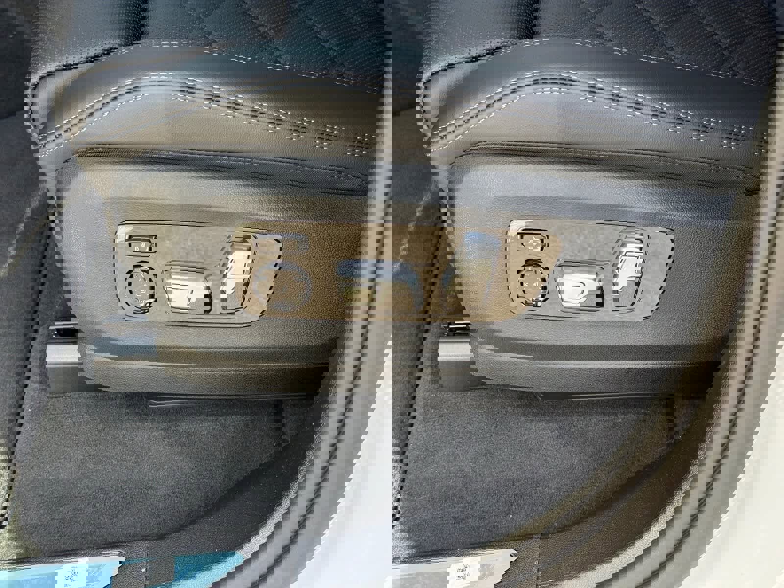 New 2026 BMW X5 xDrive40i w/ Executive Package image 11