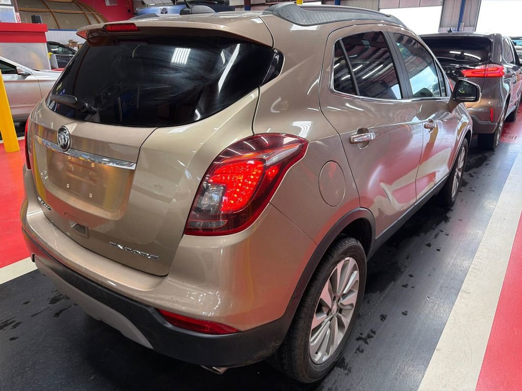 Used 2018 Buick Encore Preferred image 2