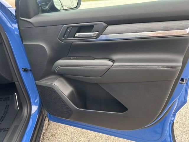 Used 2025 GMC Terrain Elevation image 37