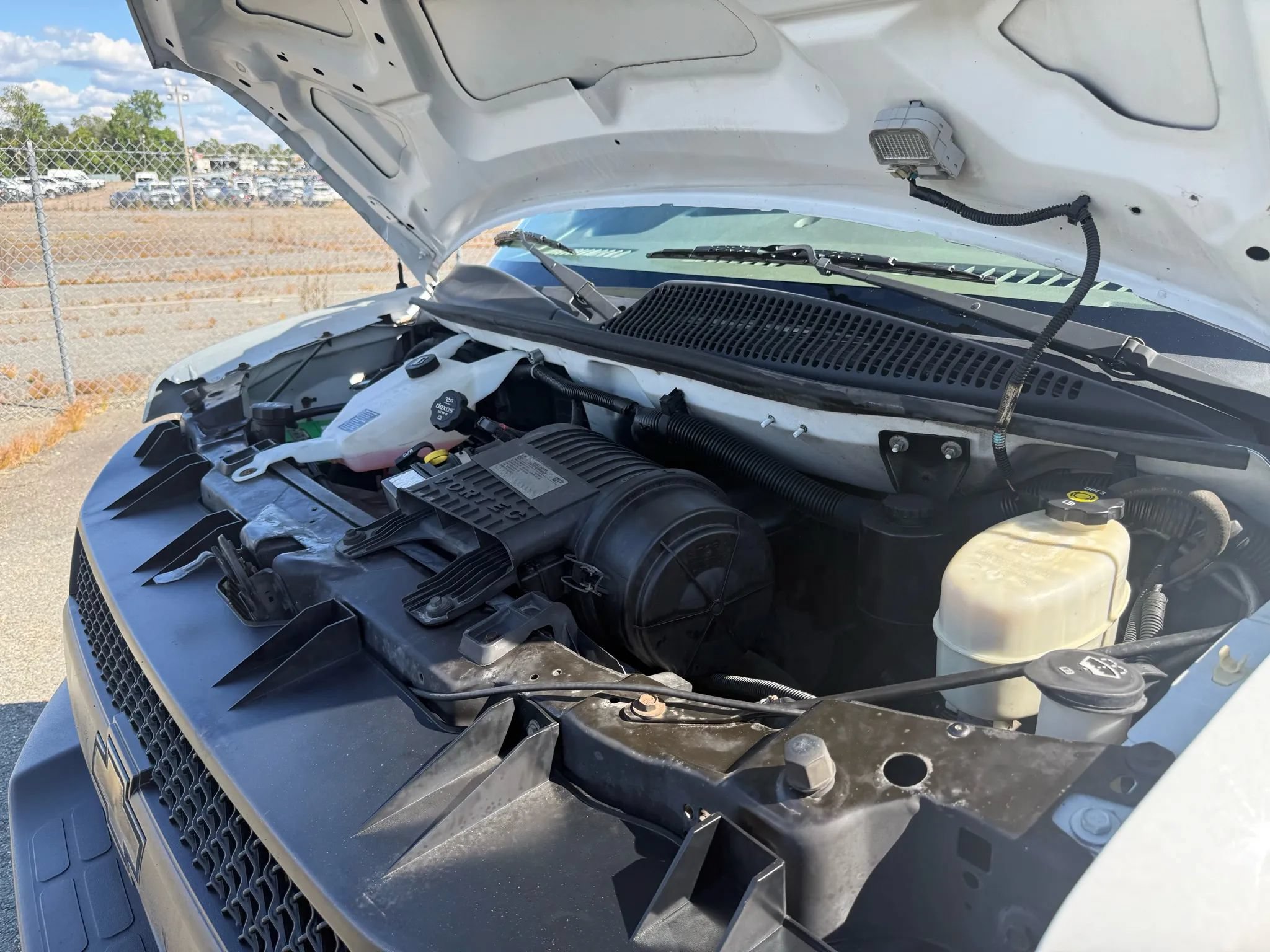 Used 2016 Chevrolet Express 2500 RWD image 72