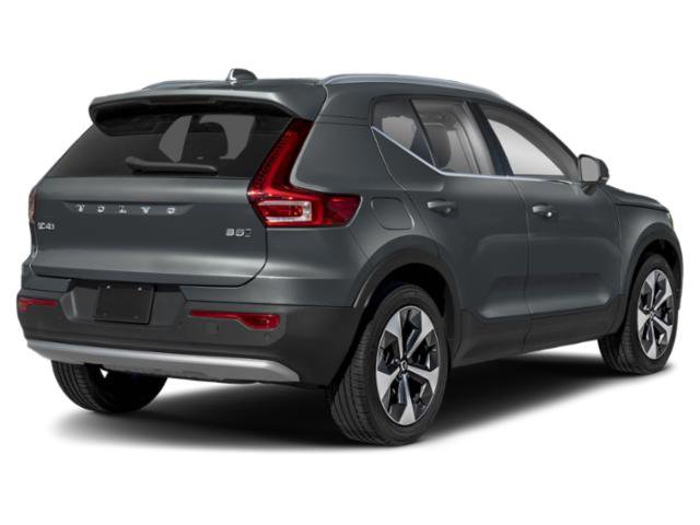 Used 2024 Volvo XC40 B5 Plus image 4