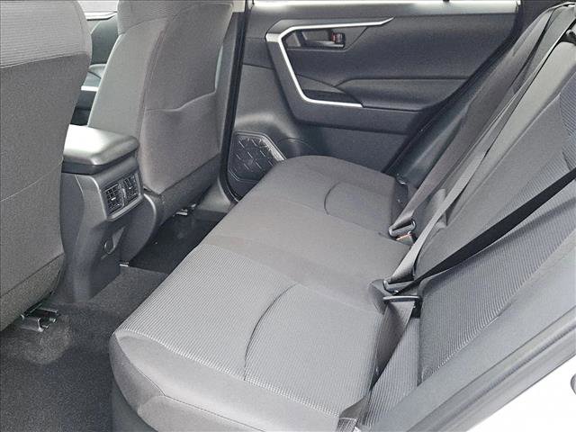 Used 2025 Toyota RAV4 LE AWD/4WD image 14