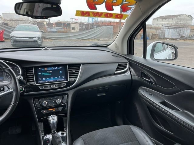 Used 2017 Buick Encore Preferred image 38