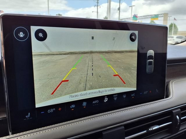 Certified 2024 Lincoln Corsair Grand Touring AWD/4WD image 12