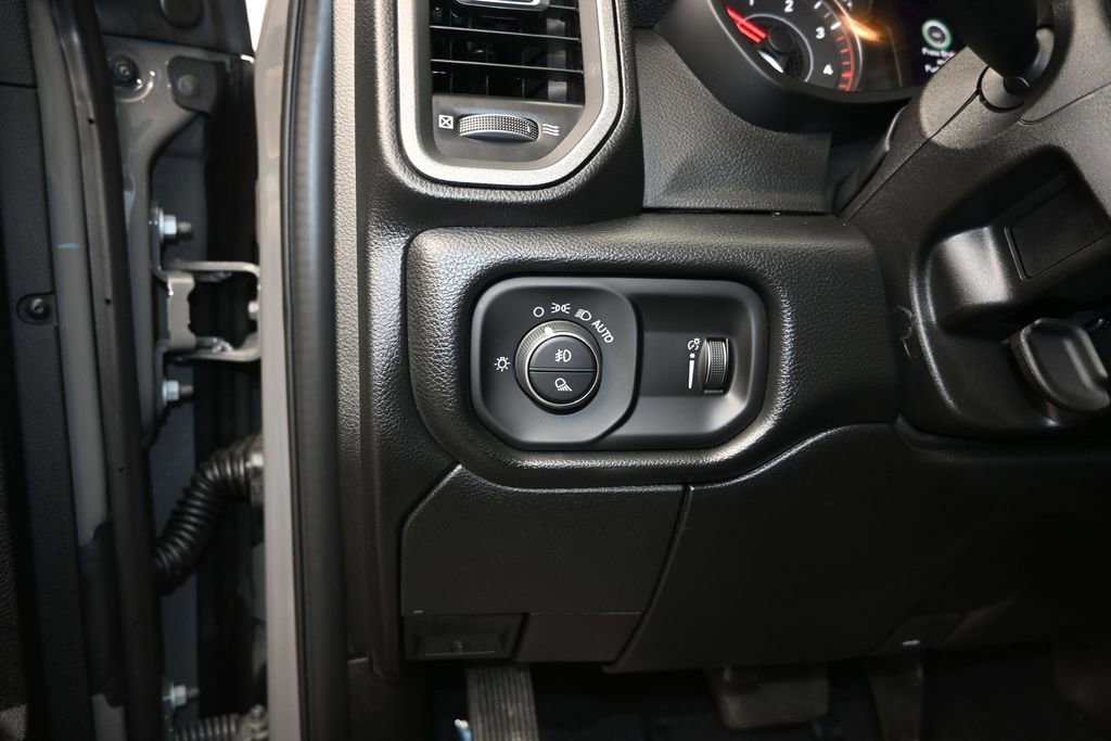 New 2026 RAM 2500 Tradesman AWD/4WD image 12