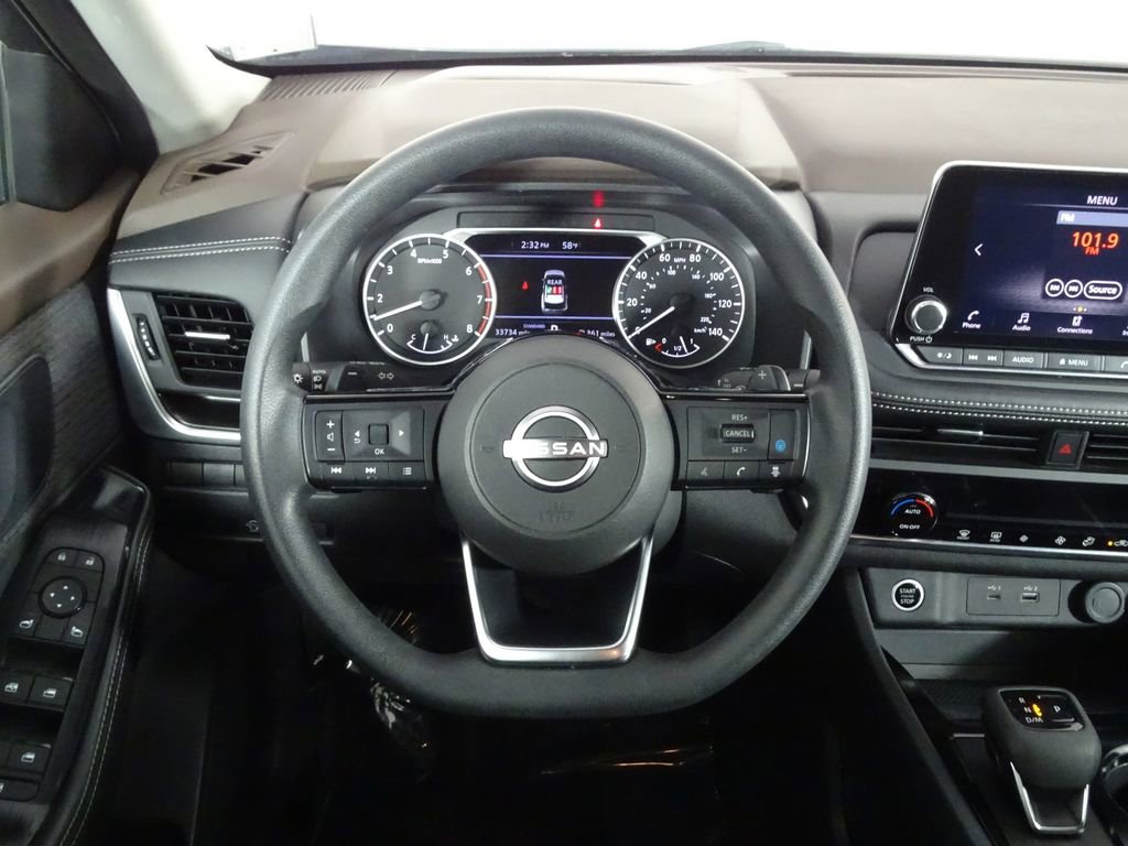 Used 2023 Nissan Rogue SV image 23