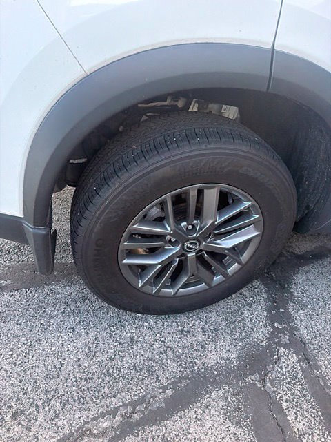 Used 2023 Nissan Rogue S AWD/4WD image 9