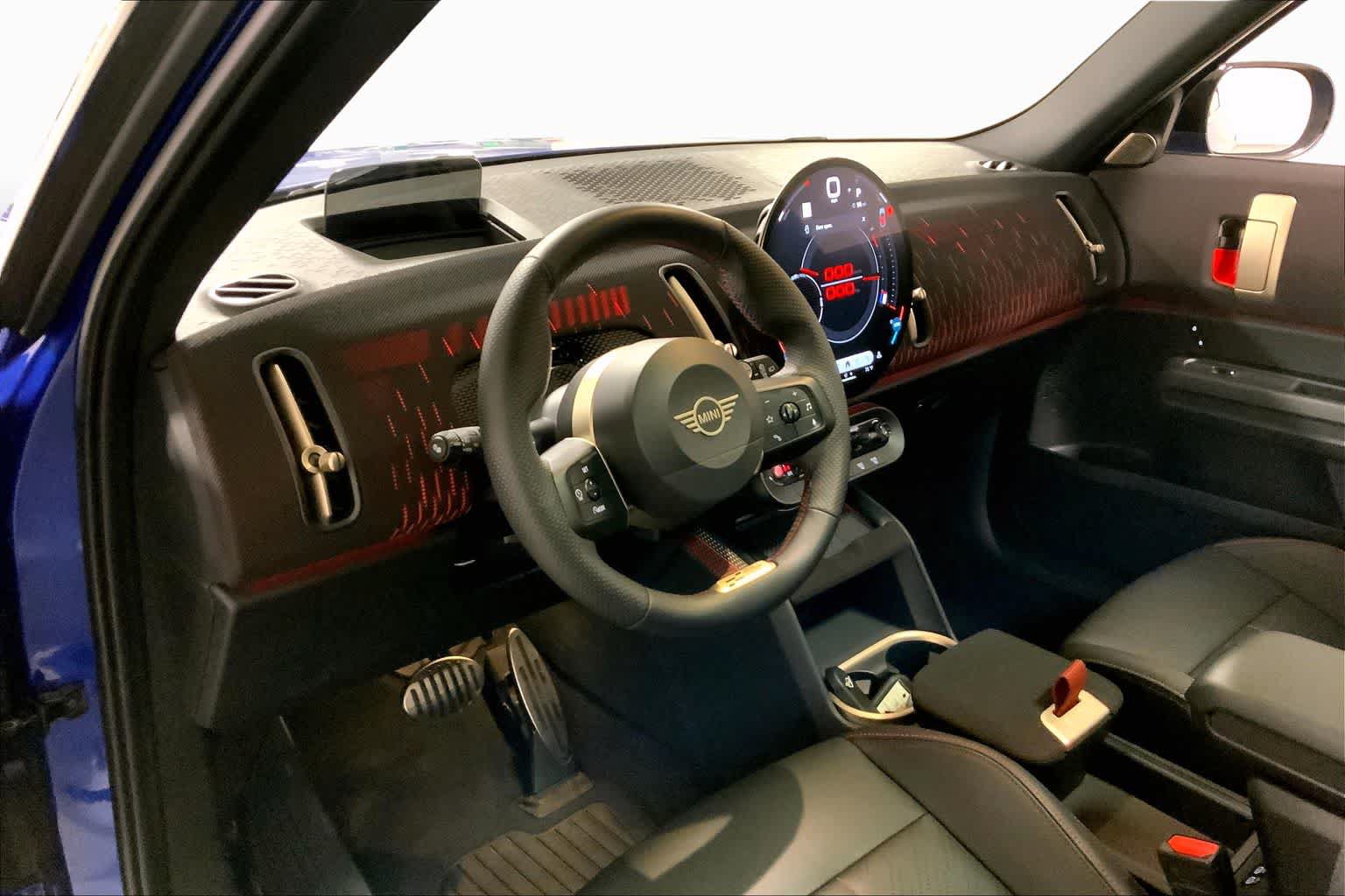 Certified 2025 MINI Cooper Countryman John Cooper Works w/ Comfort Package Max AWD/4WD image 17