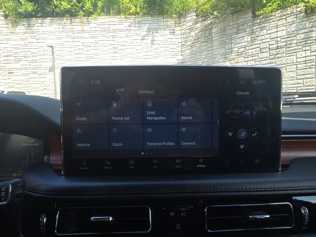 Certified 2023 Lincoln Nautilus Reserve AWD/4WD image 29