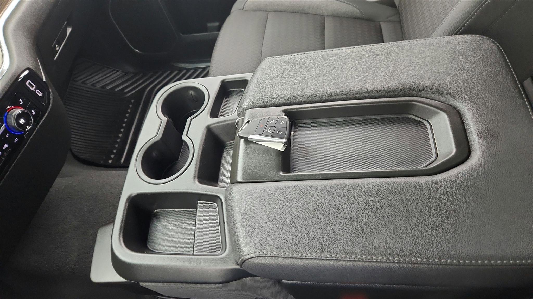 Used 2025 Chevrolet Silverado 1500 LT image 31