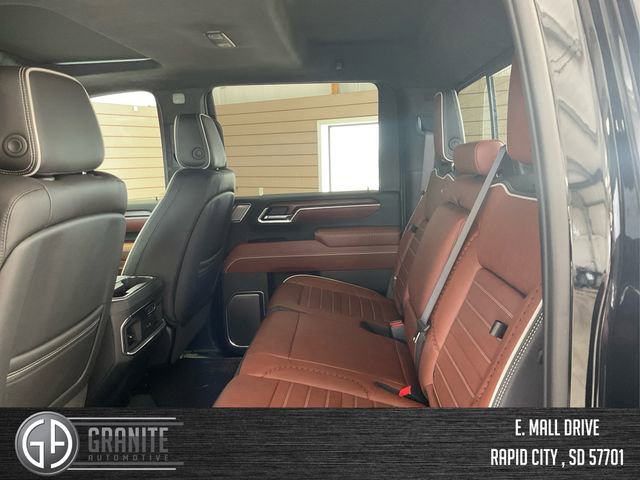 Used 2025 GMC Sierra 2500 Denali Ultimate image 10