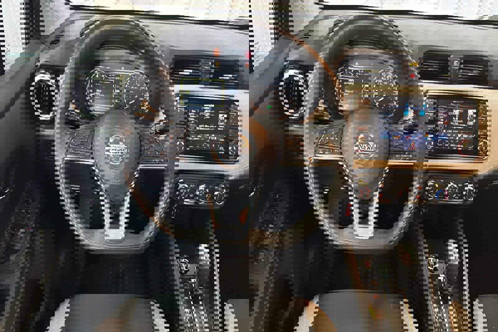 Used 2021 Nissan Versa SV image 16