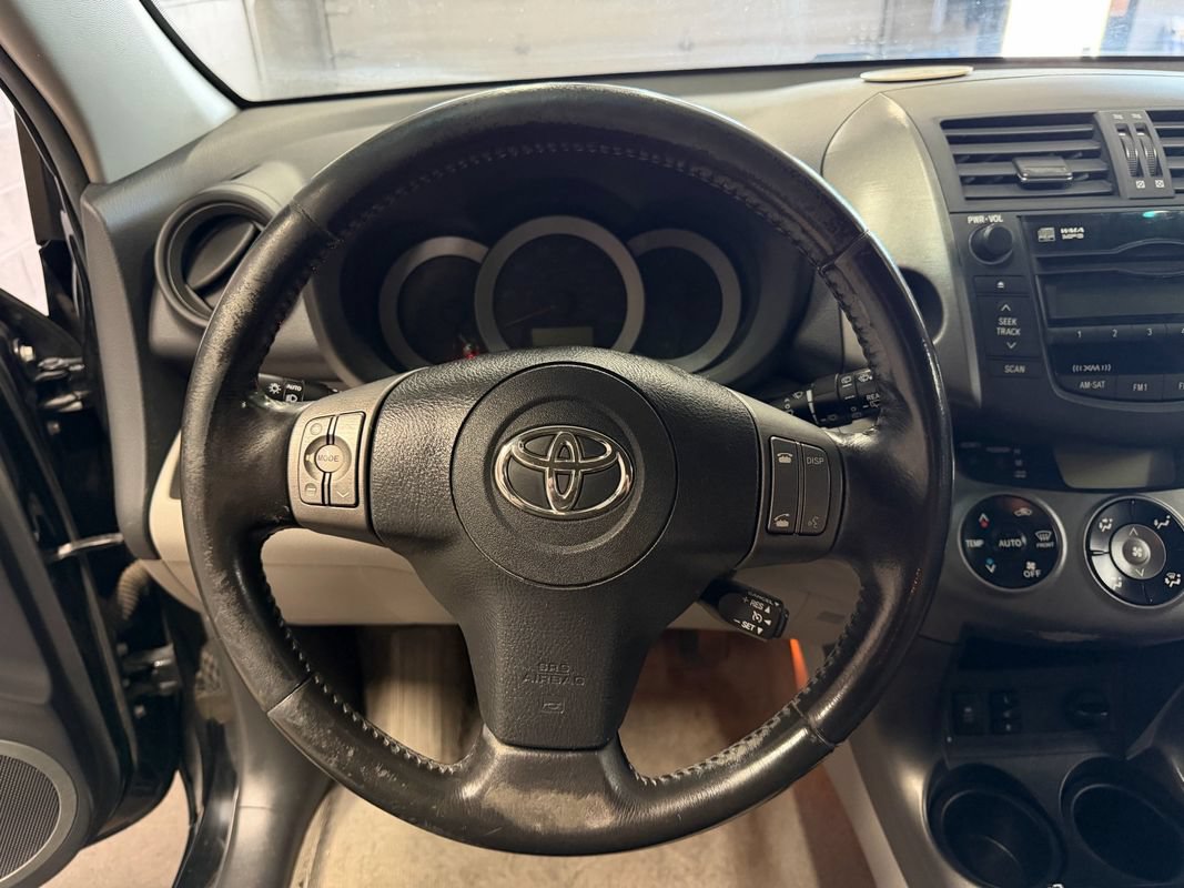 Used 2011 Toyota RAV4 Limited w/ Limited Extra Value Pkg FWD image 13