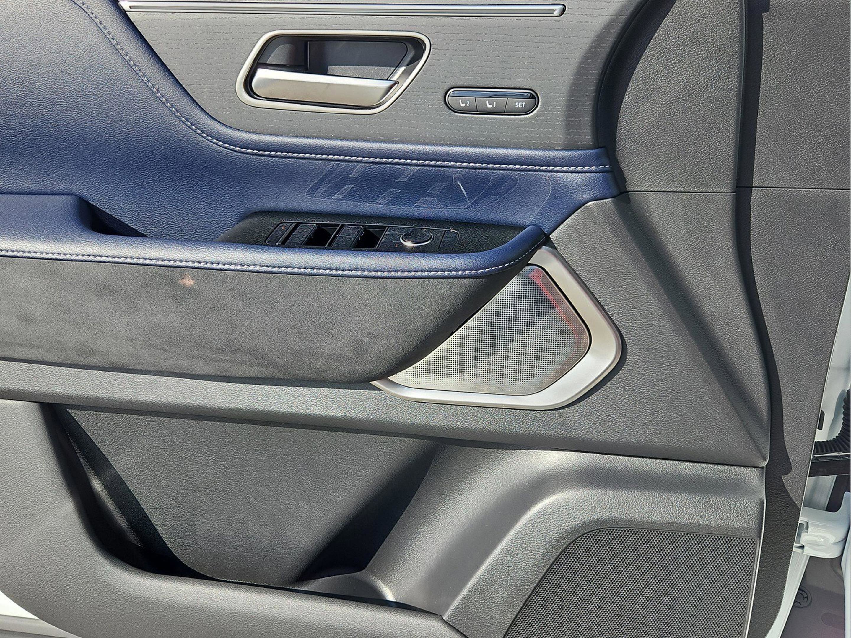 New 2026 INFINITI QX80 4WD w/ Sport Exterior Package image 20